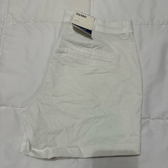 NWT Old Navy Women’s shorts Size 10 - Picture 5 of 5